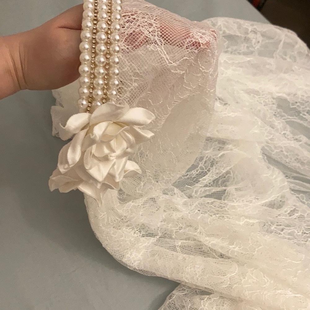 Vintage style Wedding Veil with Pearl and Rose